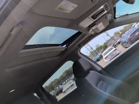 Used 2024 Honda CR-V EX-L image 2