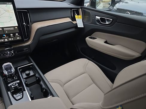 New 2026 Volvo XC60 B5 Plus w/ Climate Package AWD/4WD image 21