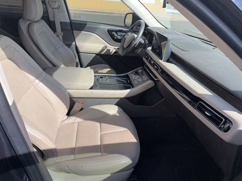 Used 2022 Lincoln Aviator Reserve w/ Elements Package Plus image 11