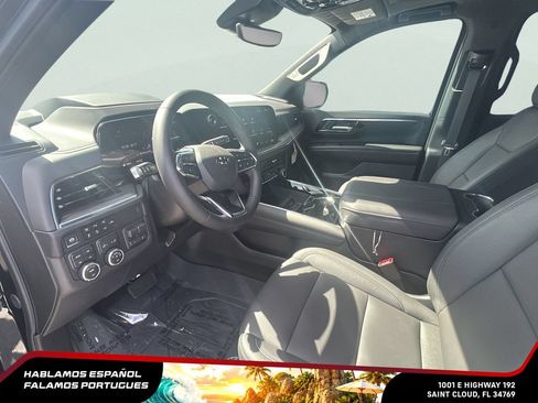 New 2026 Chevrolet Suburban Z71 w/ Z71 Off-Road Package AWD/4WD image 12