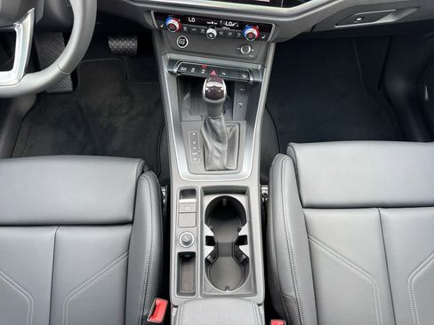 New 2025 Audi Q3 2.0T Premium image 28