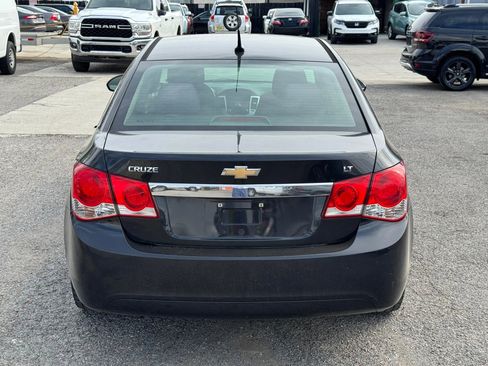 Used 2014 Chevrolet Cruze LT FWD image 4