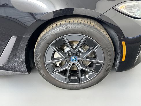 Used 2023 BMW i4 eDrive35 w/ Premium Package image 32