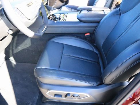 New 2025 Jeep Wagoneer Base w/ Premium Group I image 12