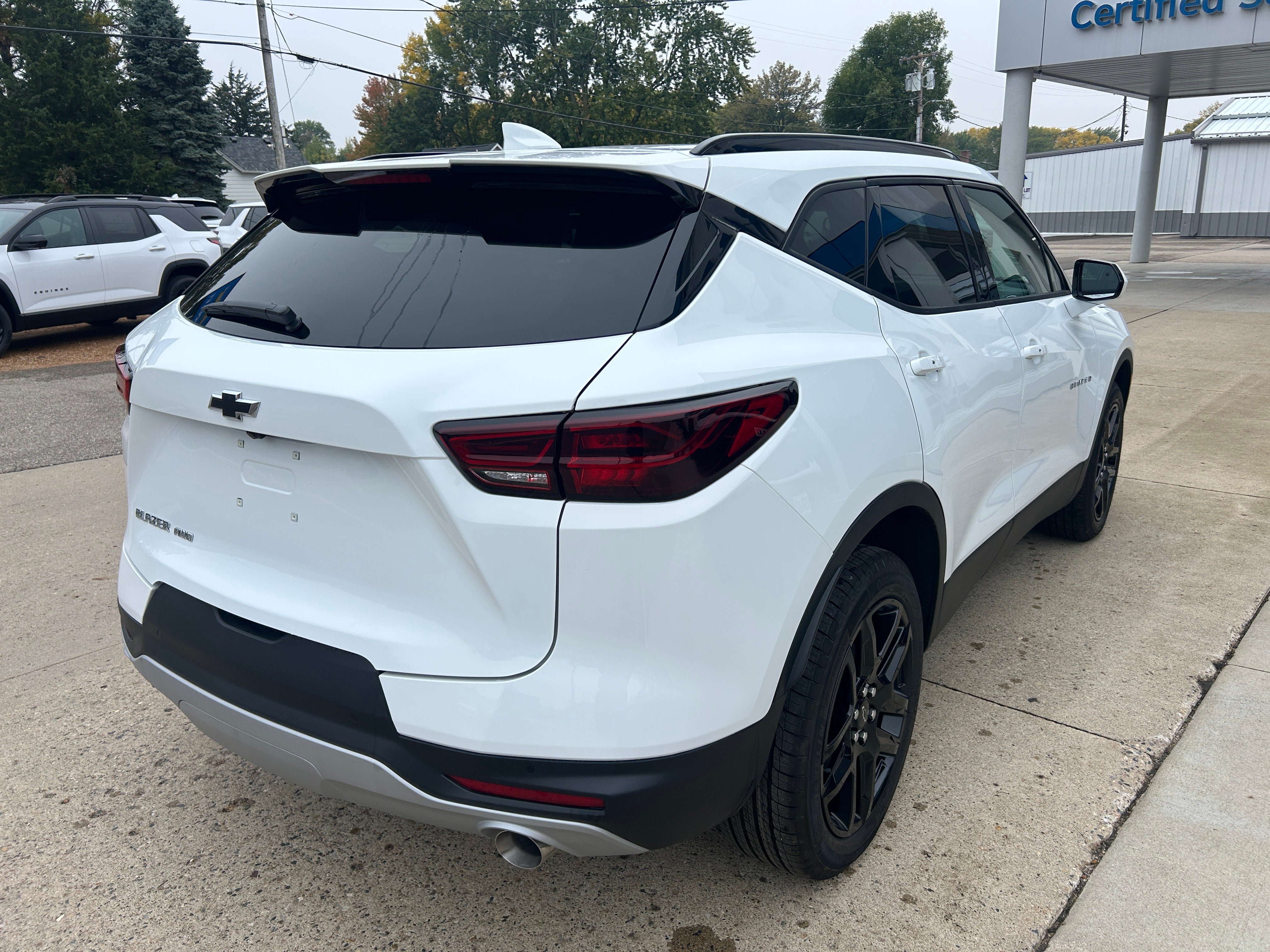 New 2026 Chevrolet Blazer LT w/ Convenience Package AWD/4WD image 6