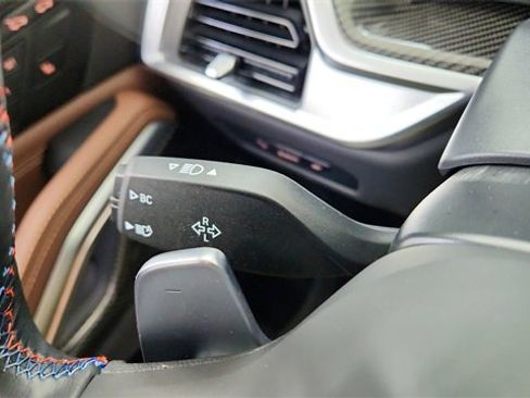 Used 2025 BMW X6 M60i image 41