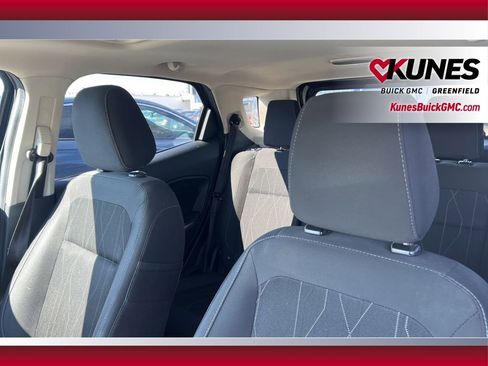 Used 2020 Ford EcoSport SE w/ SE Convenience Package image 17