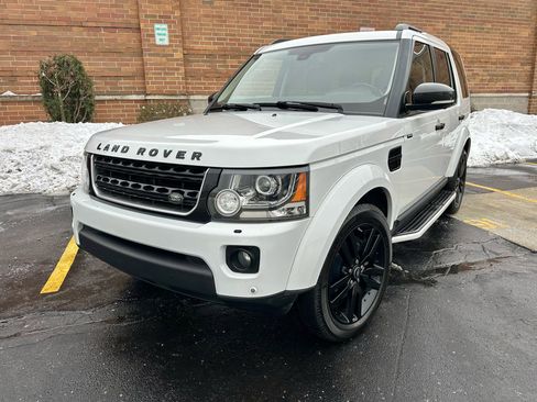 Used 2016 Land Rover LR4 HSE image 11