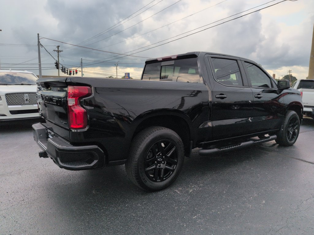 Used 2023 Chevrolet Silverado 1500 RST w/ Rally Edition AWD/4WD image 5
