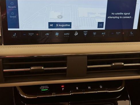 New 2026 Lincoln Corsair Premiere FWD image 16