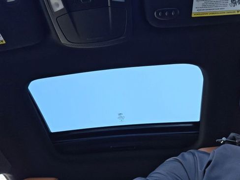 Used 2019 Ford Fusion Titanium image 18