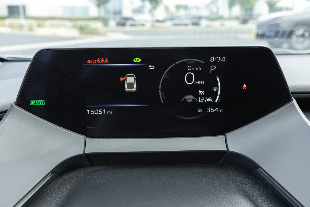 Used 2026 Toyota Prius XLE FWD image 9