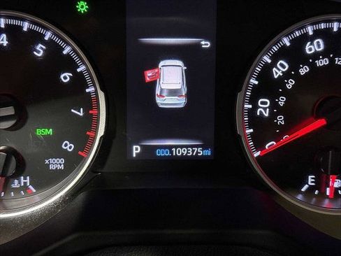 Certified 2022 Toyota RAV4 XLE image 19