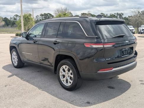 Used 2023 Jeep Grand Cherokee Limited AWD/4WD image 6