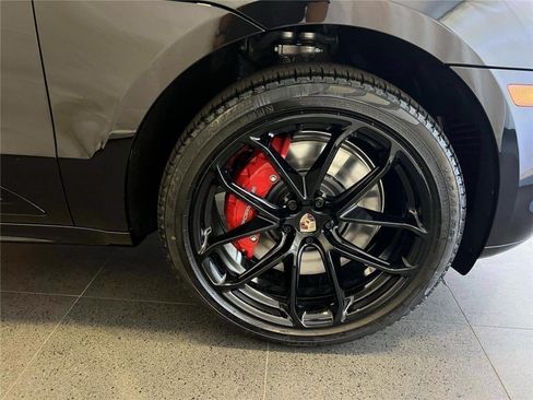 Used 2026 Porsche Macan GTS image 13