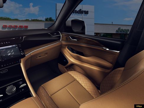 New 2026 Jeep Grand Cherokee Summit AWD/4WD image 19