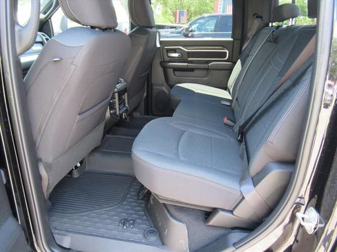 New 2026 RAM 3500 Big Horn AWD/4WD image 34