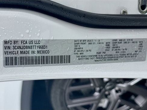 New 2026 Jeep Compass Latitude image 31