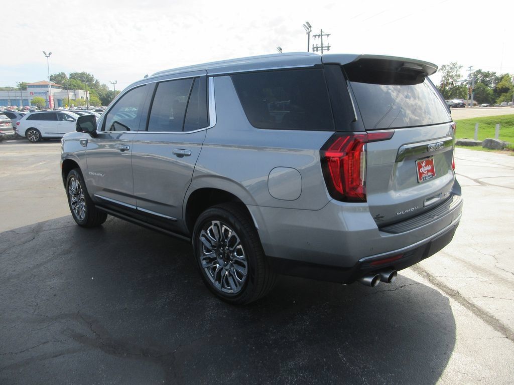 Certified 2023 GMC Yukon Denali Ultimate AWD/4WD image 9