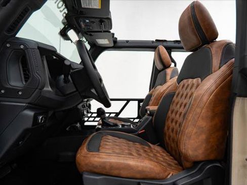 Used 2025 Ford Bronco Big Bend image 32