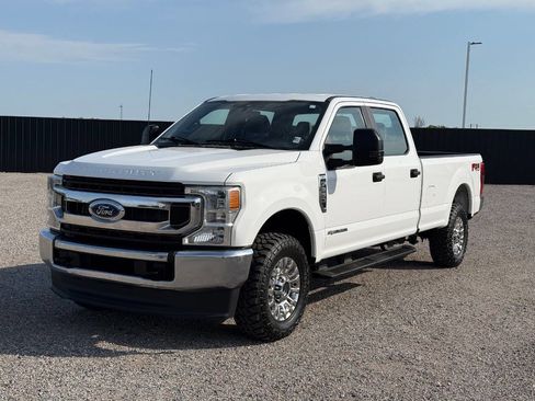 Used 2022 Ford F250 XL w/ Power Equipment Group AWD/4WD image 1