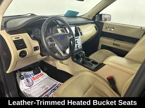 Used 2018 Ford Flex SEL w/ Equipment Group 202A AWD/4WD image 17