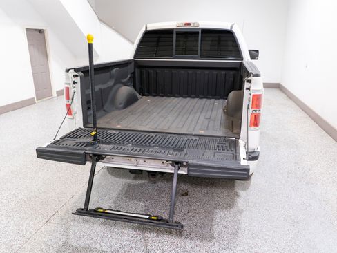 Used 2013 Ford F150 Platinum image 11