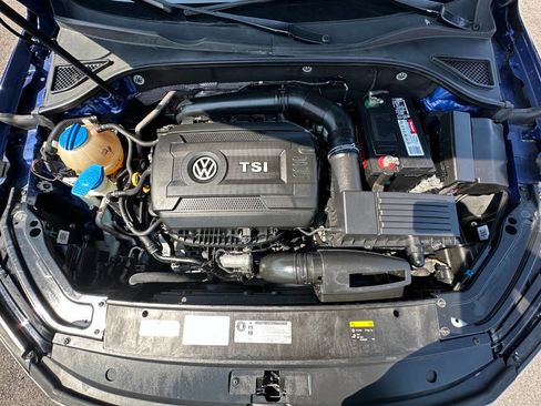 Used 2017 Volkswagen Passat 1.8T R-Line w/ R-Line Lighting Package image 27