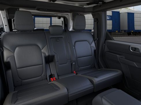 New 2026 Ford Bronco Outer Banks AWD/4WD image 11