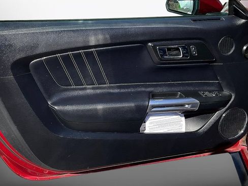 Used 2017 Ford Mustang Premium RWD image 19