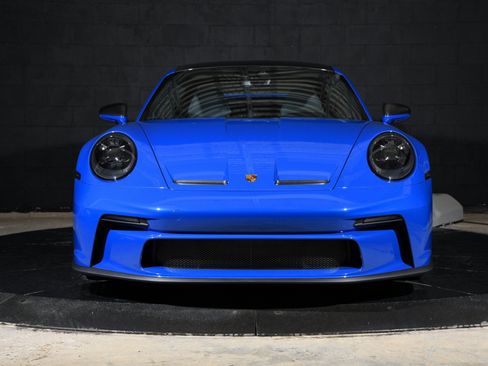 Used 2022 Porsche 911 GT3 RWD image 11