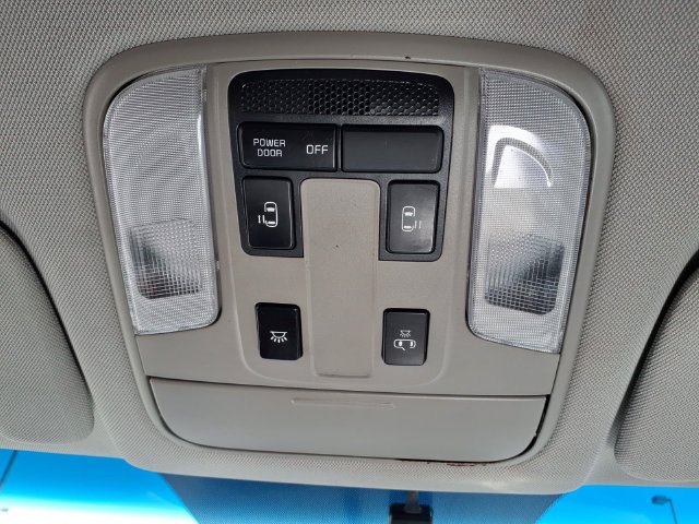 Used 2017 Kia Sedona LX w/ LX Essentials Premium Package FWD image 22