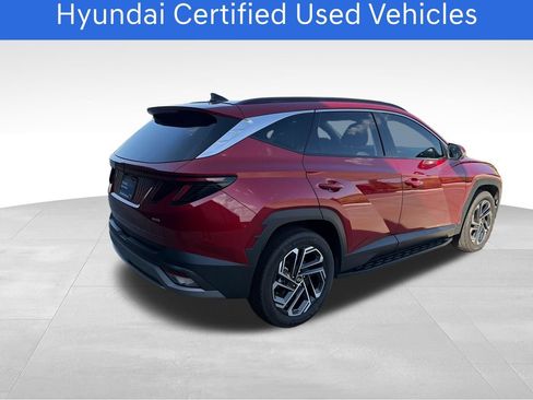Certified 2025 Hyundai Tucson Limited AWD/4WD image 6