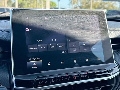 Used 2025 Jeep Compass Trailhawk image 15