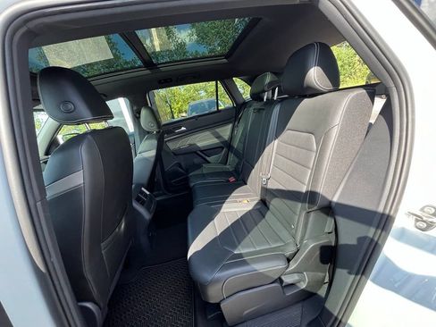 Certified 2023 Volkswagen Atlas Cross Sport SEL Premium R-Line AWD/4WD image 25