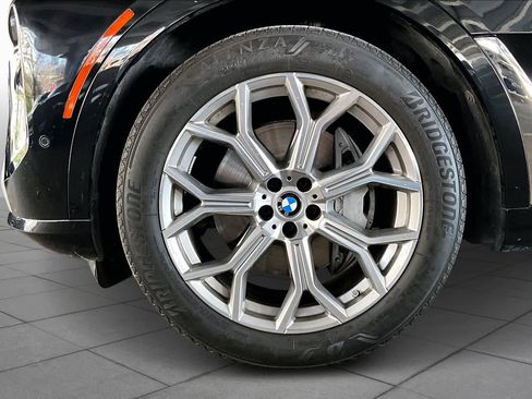 Used 2025 BMW X7 xDrive40i image 11
