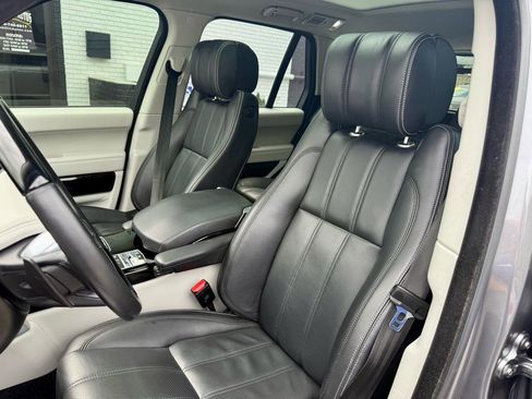 Used 2014 Land Rover Range Rover Autobiography image 18