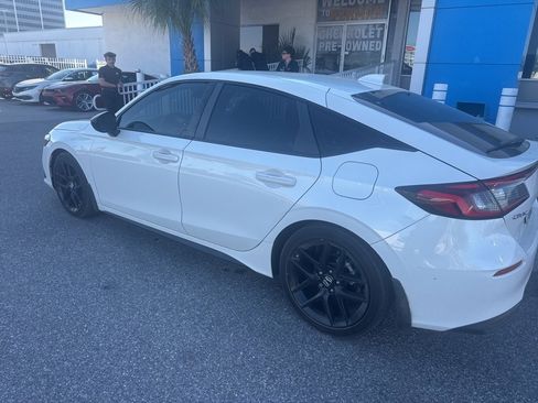 Used 2023 Honda Civic Sport image 5