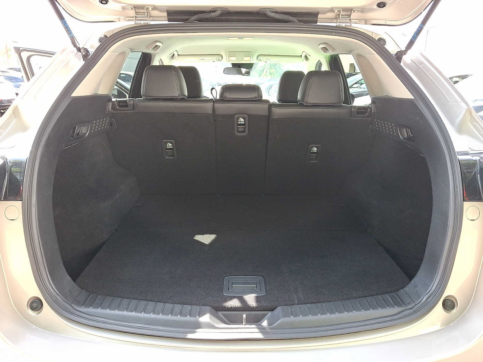 Certified 2025 MAZDA CX-5 AWD 2.5 S w/ Select Package image 26