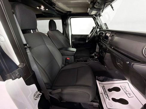 Used 2022 Jeep Wrangler Willys image 27