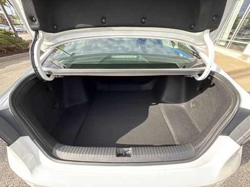 Used 2025 Honda Accord SE image 35