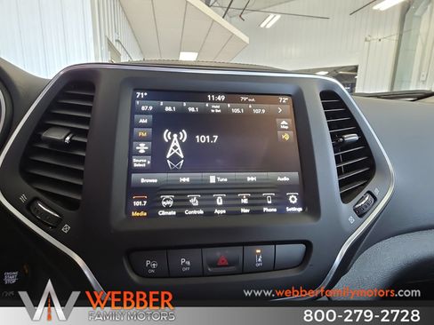 Used 2023 Jeep Cherokee Altitude Lux w/ Lux Elite Package AWD/4WD image 21