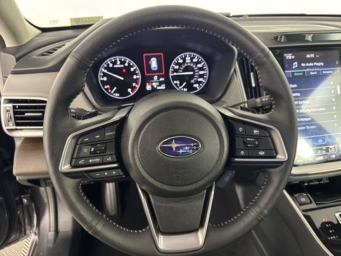Used 2025 Subaru Outback Limited image 19