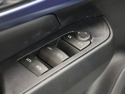 New 2026 Chevrolet Equinox EV LT image 26