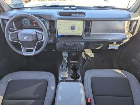 New 2025 Ford Bronco 4-Door image 15