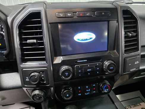 Used 2019 Ford F150 XLT w/ Equipment Group 302A Luxury AWD/4WD image 13