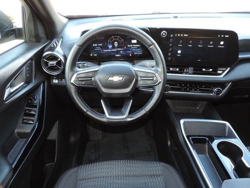 Certified 2025 Chevrolet Equinox LT image 21