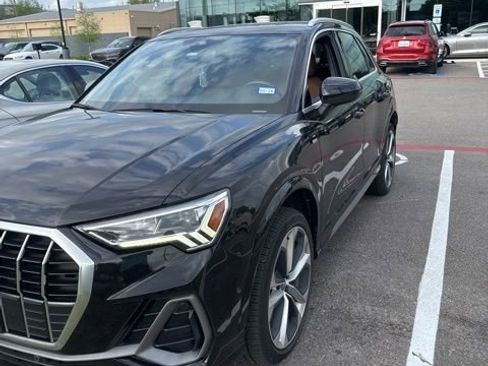 Used 2021 Audi Q3 2.0T Premium Plus w/ Premium Plus Package image 1