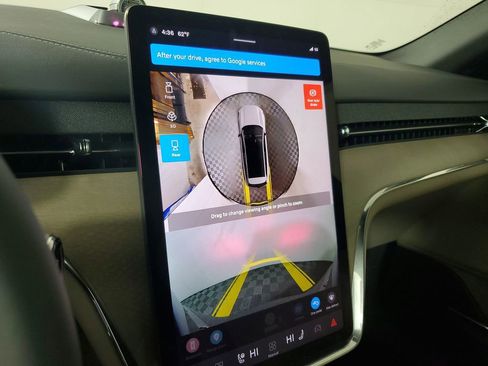 Used 2025 Volvo EX90 Ultra image 32