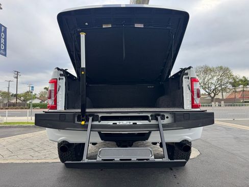 Used 2023 Ford F150 Lariat w/ Equipment Group 502A High image 10